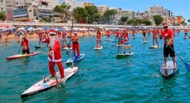 III SUP Solidário: na Gamboa de Baixo o Papai Noel chega remando