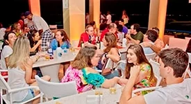 Thathi encerra Sunset de 2015