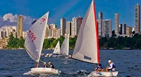 Optimist, Laser, Dingue e 29er no Torneio de Aniversário