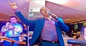 Beto Narchi animou a noite da Quinta Musical