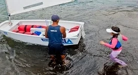 Aprenda a velejar na Escola de Vela do YCB