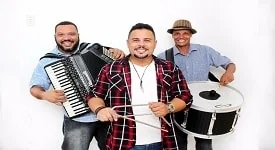 Forró Tripolar anima mais uma vez o Arrasta-pé do Yacht