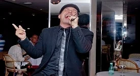 Alex Góes movimenta mais uma edição da Quinta Musical