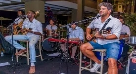 Yacht Sunset contou com apresentação de Marcelo Timbó