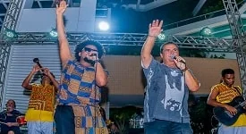 Yacht Sunset com Magary agitou a Rosa dos Ventos