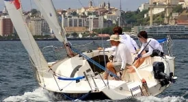 Regatas-treino movimentam setembro